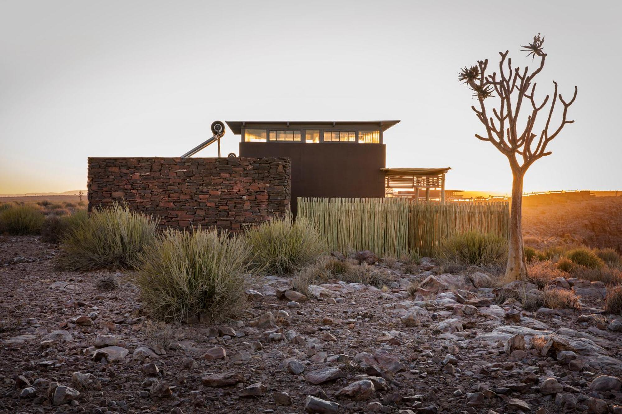 Fish River Lodge Ariamab Экстерьер фото