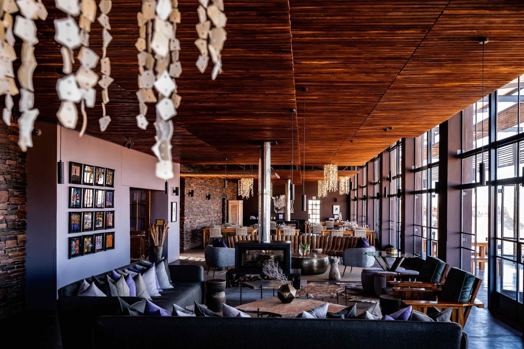 Fish River Lodge Ariamab Экстерьер фото
