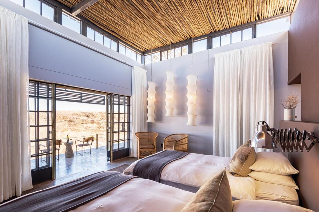 Fish River Lodge Ariamab Экстерьер фото